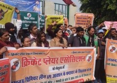 Varanasi UP…लखनऊ के क्रिकेट खिलाड़ियों के साथ नाइंसाफी बर्दाश्त नहीं: अरविंद