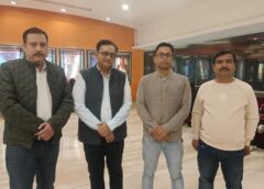 Varanasi UP..शतक,आरएसएस के 100 साल की कहानी दर्शकों में देशभक्ति का भाव भी जागृत करती है।