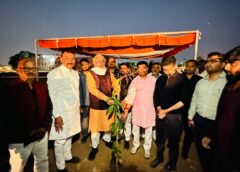 Varanasi UP..सीएम की मौजूदगी में काशी रचेगी कीर्तिमान, 60 घाटों के स्वरूप में सजेंगे तीन लाख पौधे।