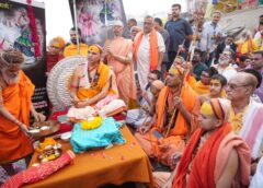 Varanasi UP..गौ ब्राह्मण प्रतिपालक शिवाजी महाराज की जयंती मनाकर हुआ गोप्रतिष्ठा धर्मयुद्ध शंखनाद यात्रा का प्रारंभ।