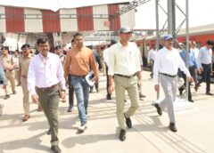 Varanasi UP…पूर्वोत्तर रेलवे महाप्रबंधक ने बनारस स्टेशन का किया निरीक्षण, यात्री सुविधाओं और सुरक्षा व्यवस्था की समीक्षा।