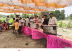 Barabanki UP: दानीगढ़ स्थित ब्रह्मा बाबा मंदिर पर विशाल भंडारे का आयोजन, उमड़ी श्रद्धालुओं की भीड़