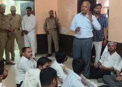 Haidargadh barabanki news: तहसील हैदरगढ़ में अधिवक्ताओं का धरना-प्रदर्शन जारी, एसडीएम के स्थानांतरण की उठाई मांग