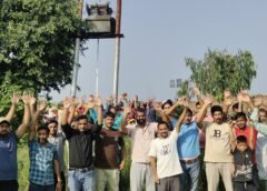 SAHARANPUR NEWS एक साल से शोपीस बने ट्रांसफार्मर, ग्रामीणों ने बिजली विभाग मुर्दाबाद के लगाए नारे 