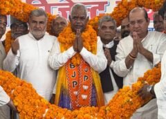 Saharanpur NEWS विजेंद्र कश्यप के सम्मान में उमड़ा जनसैलाब, कश्यप समाज ने किया जोरदार स्वागत